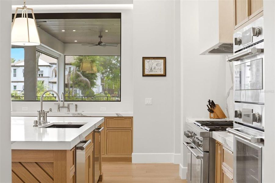 Furnished interior view inside a new home in , Gotha (Image 7).