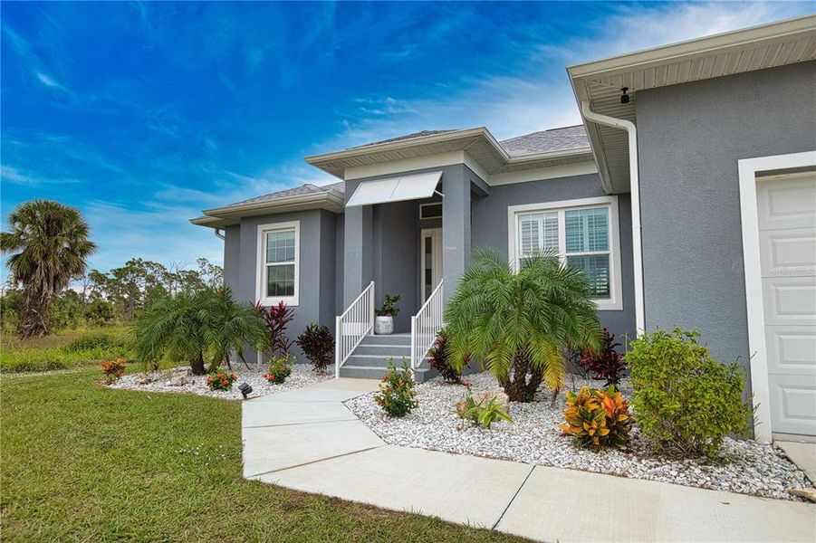 Exterior details and patio area of a home in , Rotonda West (Image 34).