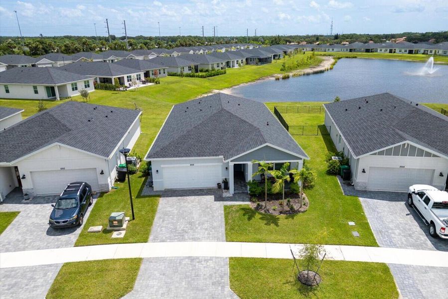 Image 27 of a home in Azalea.