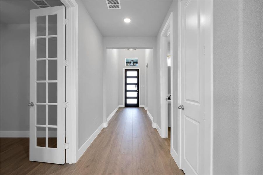 Spacious, unfurnished interior of a new home in Polo Ridge, Forney (Image 24).