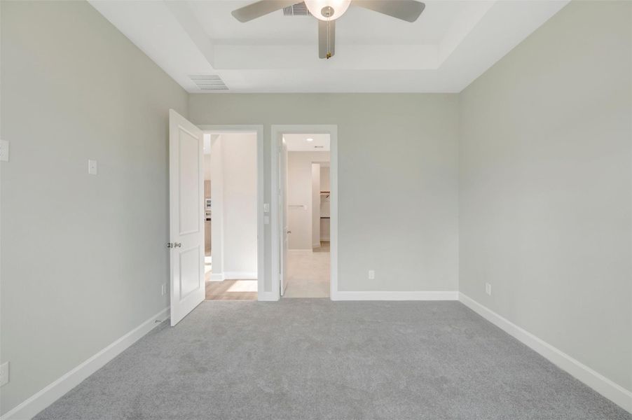 Spacious, unfurnished interior of a new home in COLTON - Reserve Collection, Todd Mission (Image 29).