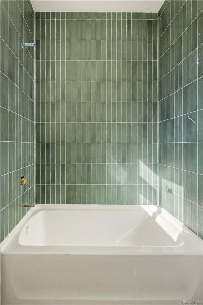 Image 11 of a home in .