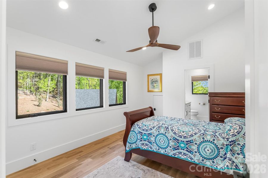 Furnished interior view inside a new home in , Marion (Image 33).