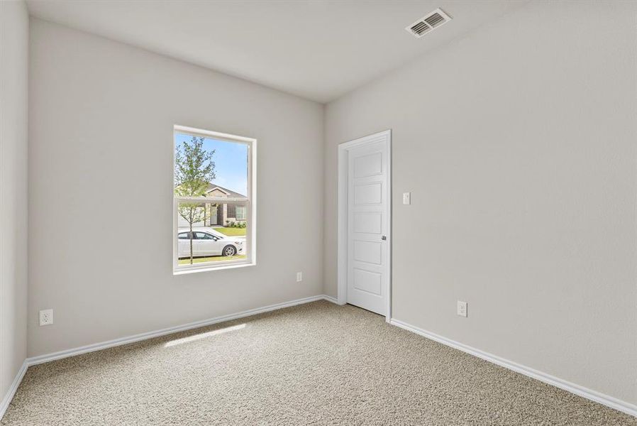 Spacious, unfurnished interior of a new home in Highlands at Chapel Creek, Fort Worth (Image 20).