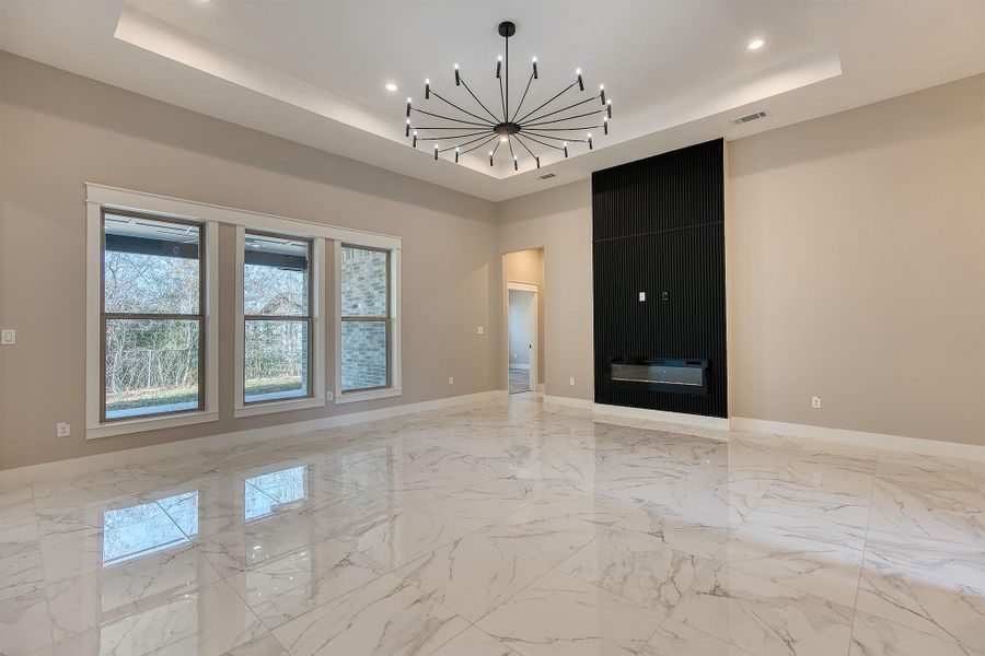 Spacious, unfurnished interior of a new home in , Beaumont (Image 33).