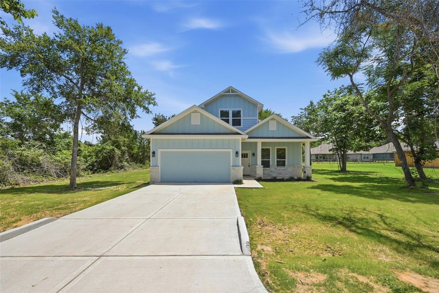 Extra long driveway!