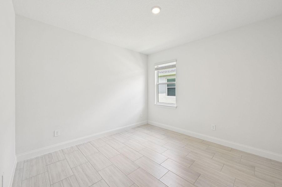 Spacious, unfurnished interior of a new home in Hampton Park - Signature Series, Vero Beach (Image 22). Spacious, unfurnished interior of a new home in Hampton Park - Signature Series, Vero Beach (Image 22).