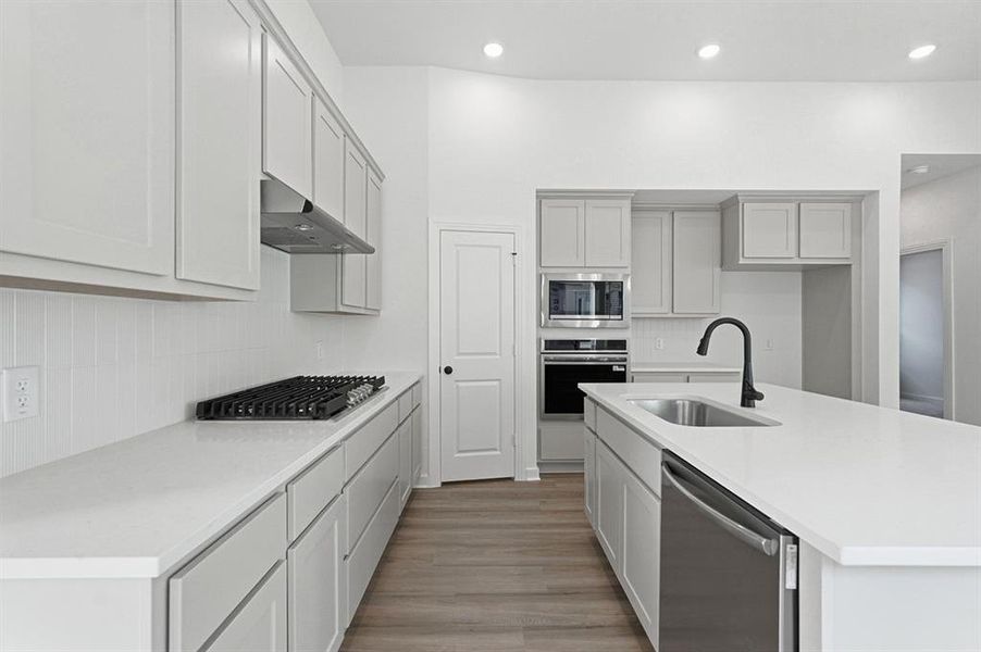 Furnished interior view inside a new home in Creekshaw, Royse City (Image 5).