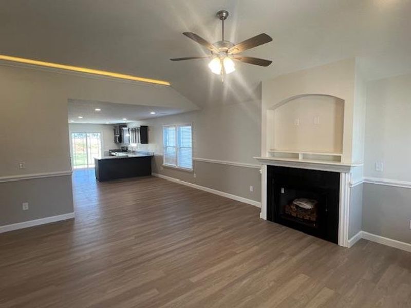 Spacious, unfurnished interior of a new home in Cleveland Meadows, Spartanburg (Image 11).
