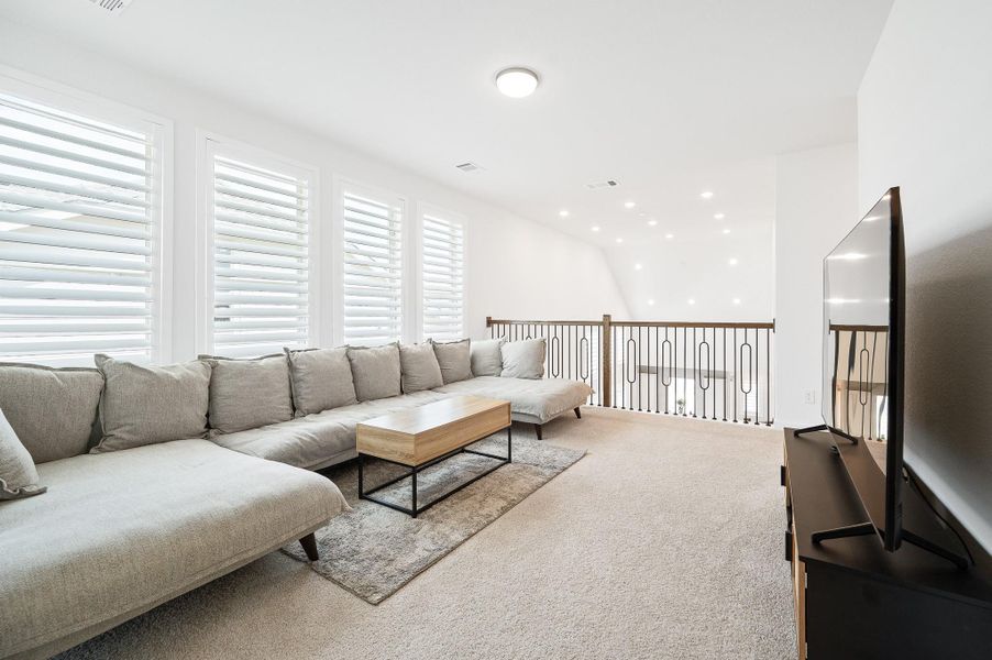 Furnished interior view inside a new home in Brookewater, Rosenberg (Image 9).