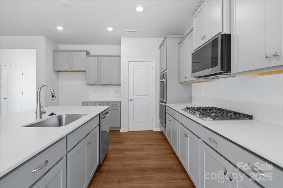 Furnished interior view inside a new home in Roselyn: Garden, Lancaster (Image 8).