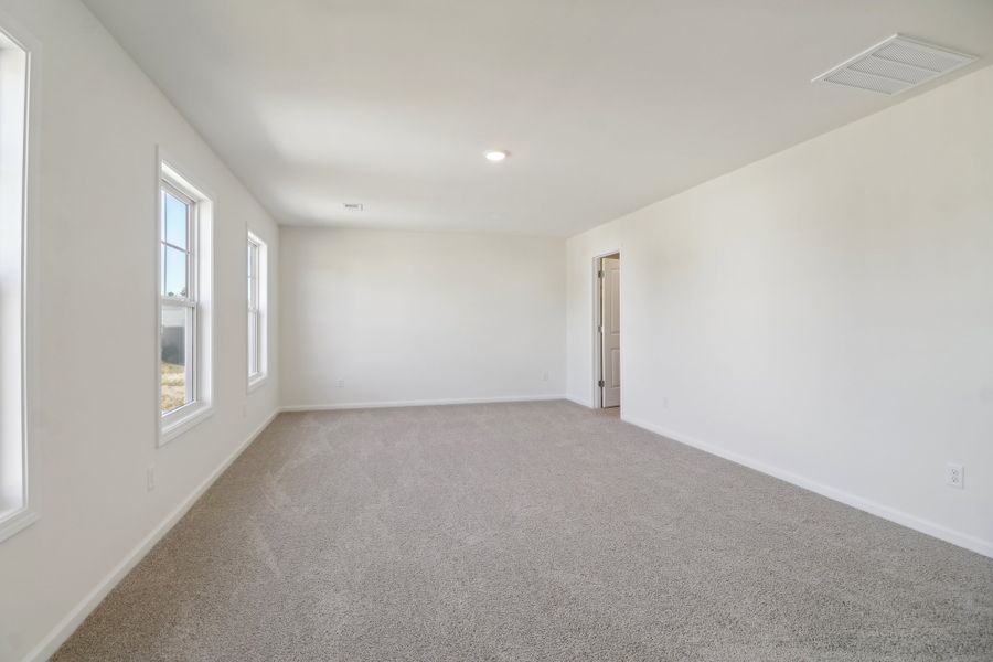 2D floor plan layout of this home in Portrait Hills, Aiken, SC (Image 16).