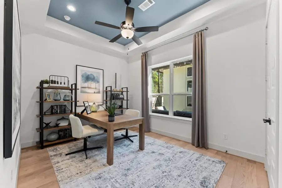 Bedroom 2/ Study Bedroom 2/ Study