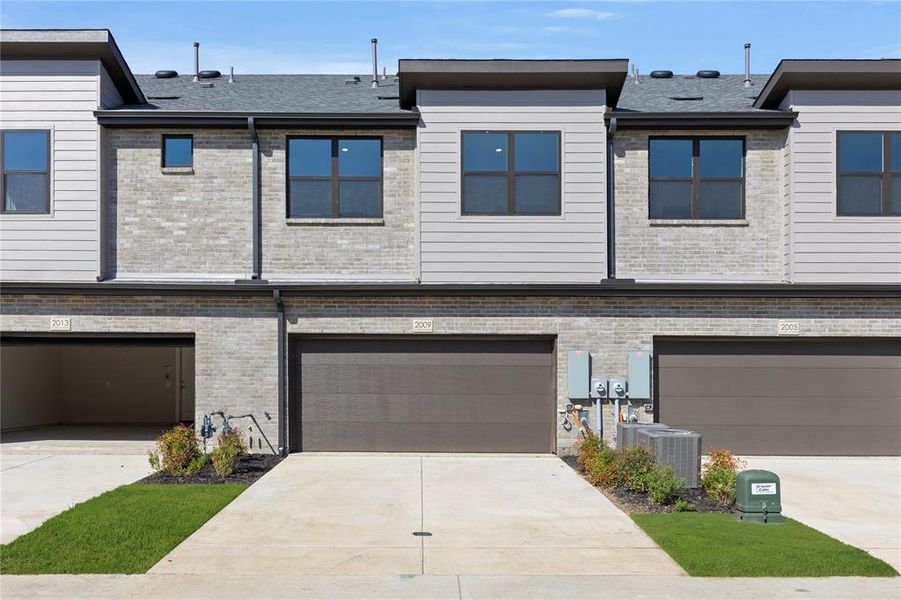 Front exterior of a new home in Ten Mile Creek, Celina, TX, highlighting curb appeal (Image 19).