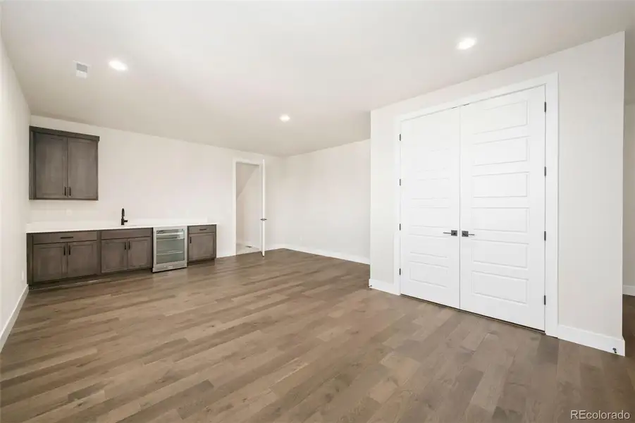 Spacious, unfurnished interior of a new home in Pelican Shores at Water Valley, Windsor (Image 17).