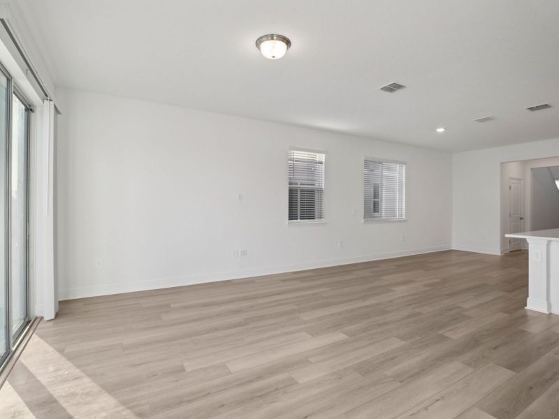 Spacious, unfurnished interior of a new home in Cyrene at Minneola - Villas, Minneola (Image 9). Spacious, unfurnished interior of a new home in Cyrene at Minneola - Villas, Minneola (Image 9).