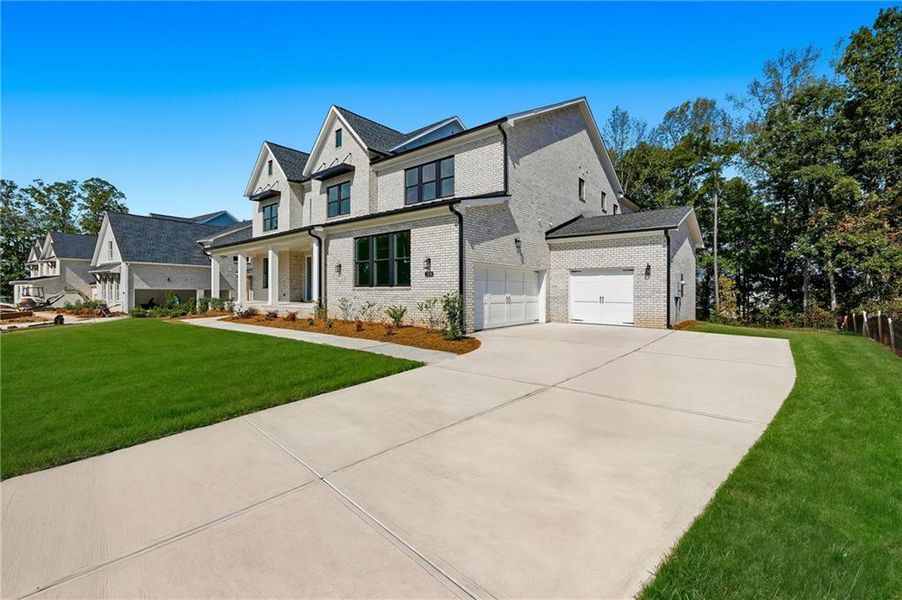 Image 73 of a home in .