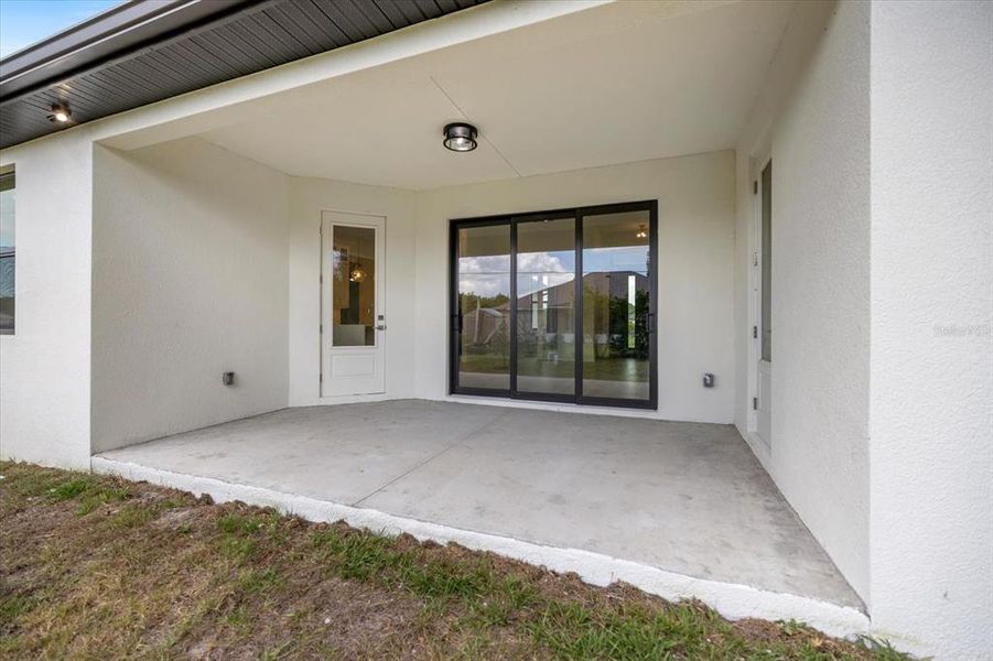 Exterior details and patio area of a home in , North Port (Image 4). Exterior details and patio area of a home in , North Port (Image 4).