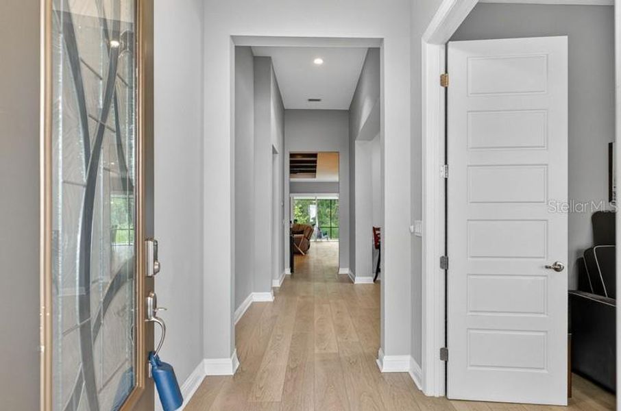 Spacious, unfurnished interior of a new home in , St. Augustine (Image 30).