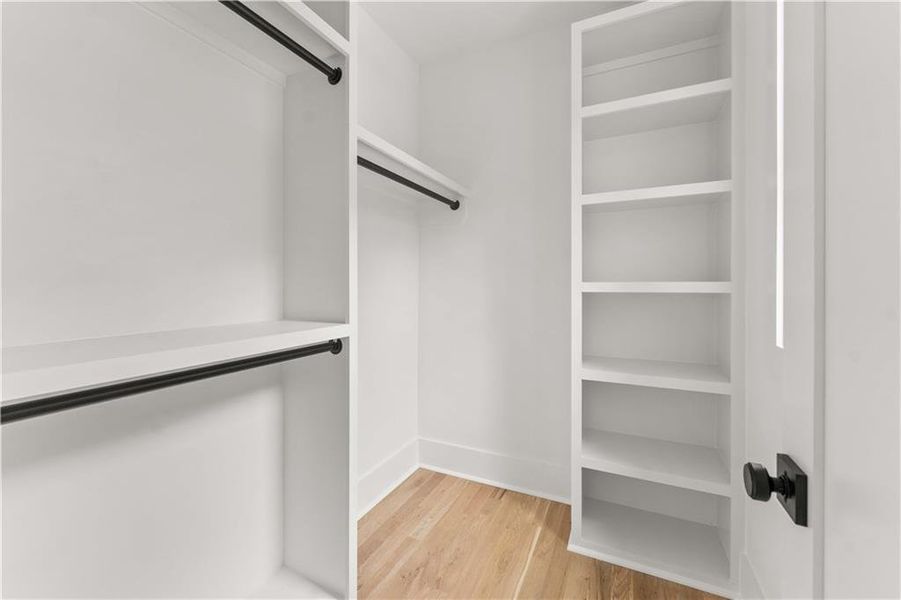 Image 37 of a home in .