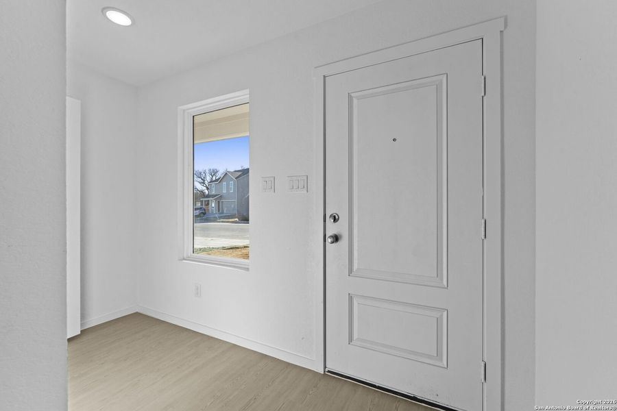 Spacious, unfurnished interior of a new home in Friendship Oaks, Fredericksburg (Image 27). Spacious, unfurnished interior of a new home in Friendship Oaks, Fredericksburg (Image 27).