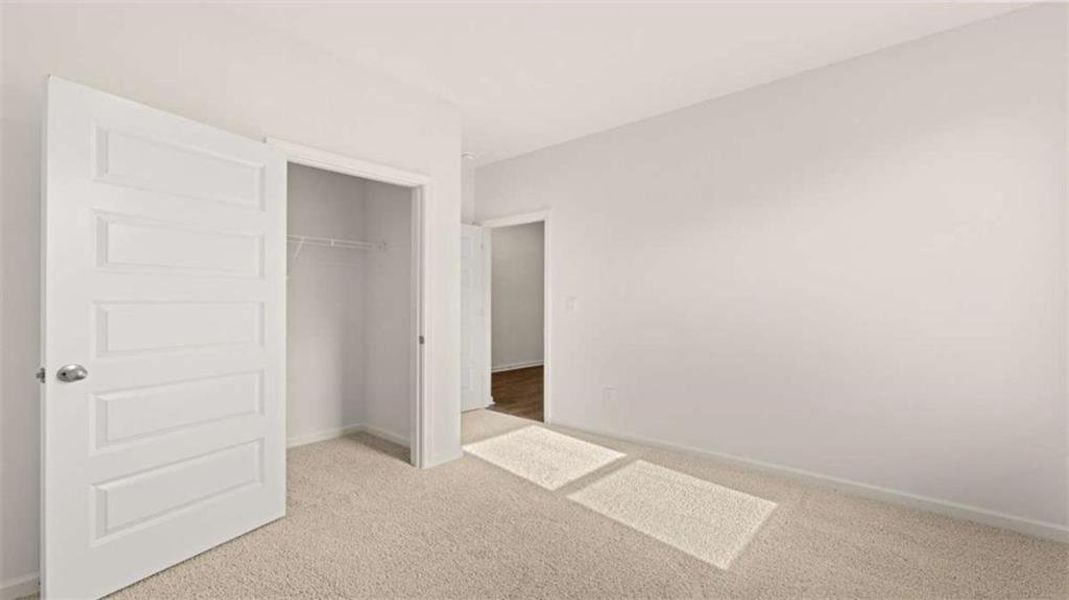 Spacious, unfurnished interior of a new home in Champion's Run, Lithonia (Image 25).