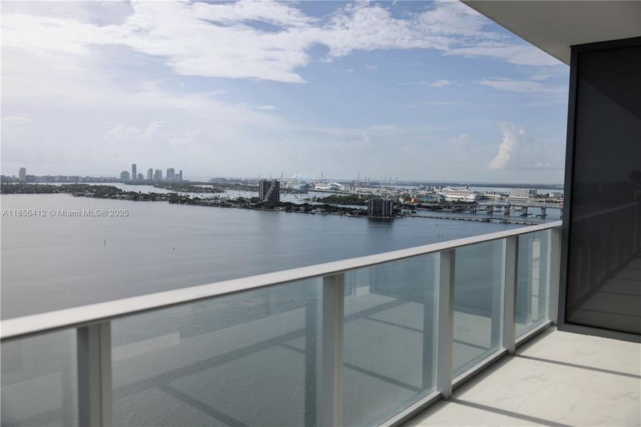 Image 18 of a home in Aria Reserve.