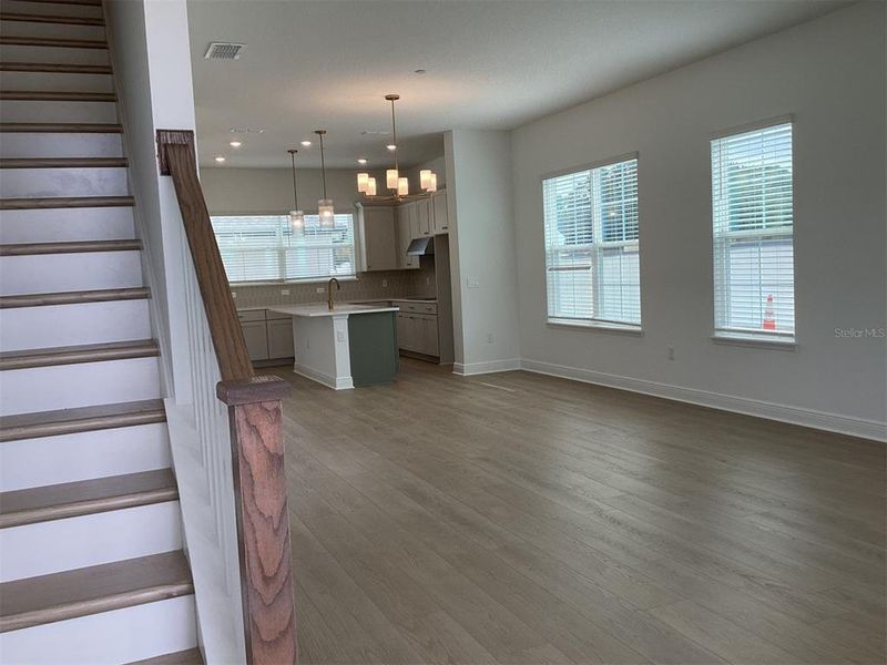 Spacious, unfurnished interior of a new home in Lake Cawood Cove, Winter Springs (Image 6). Spacious, unfurnished interior of a new home in Lake Cawood Cove, Winter Springs (Image 6).
