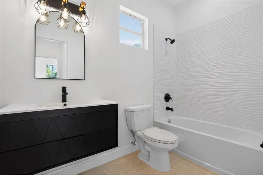 Furnished interior view inside a new home in , Lehigh Acres (Image 5).