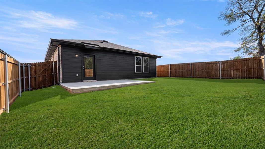 27. 2910 Plum Creek - Back (2)