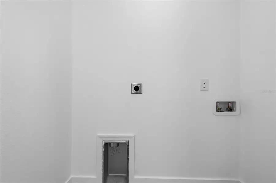 Spacious, unfurnished interior of a new home in , St. Petersburg (Image 50). Spacious, unfurnished interior of a new home in , St. Petersburg (Image 50).