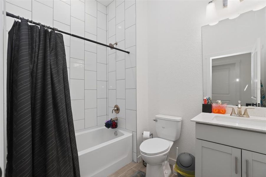 Furnished interior view inside a new home in , Port Charlotte (Image 9).