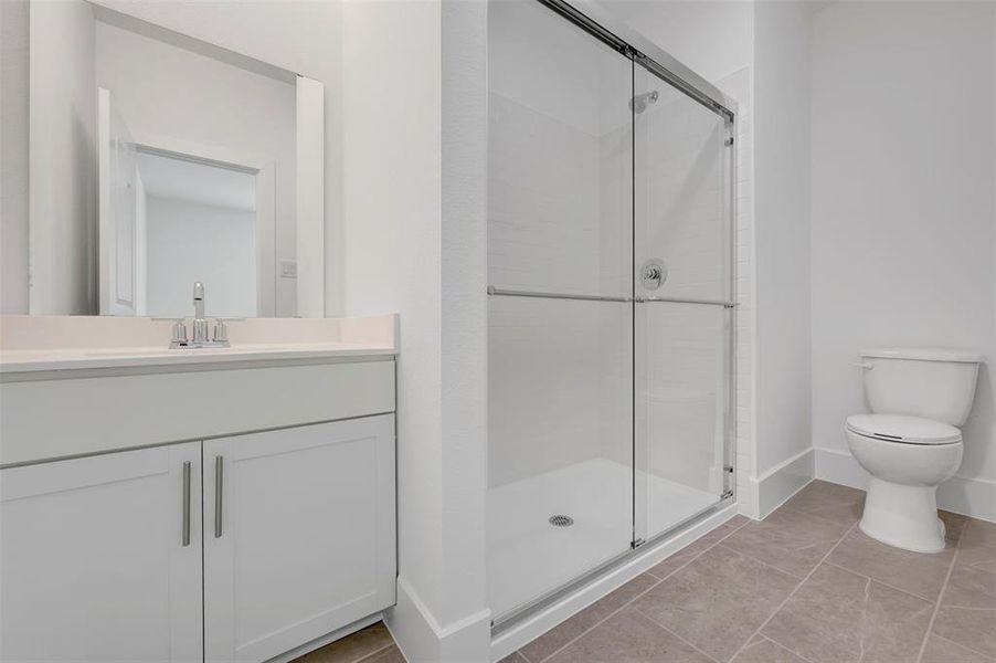 Furnished interior view inside a new home in Kreymer at the Park, Wylie (Image 13).