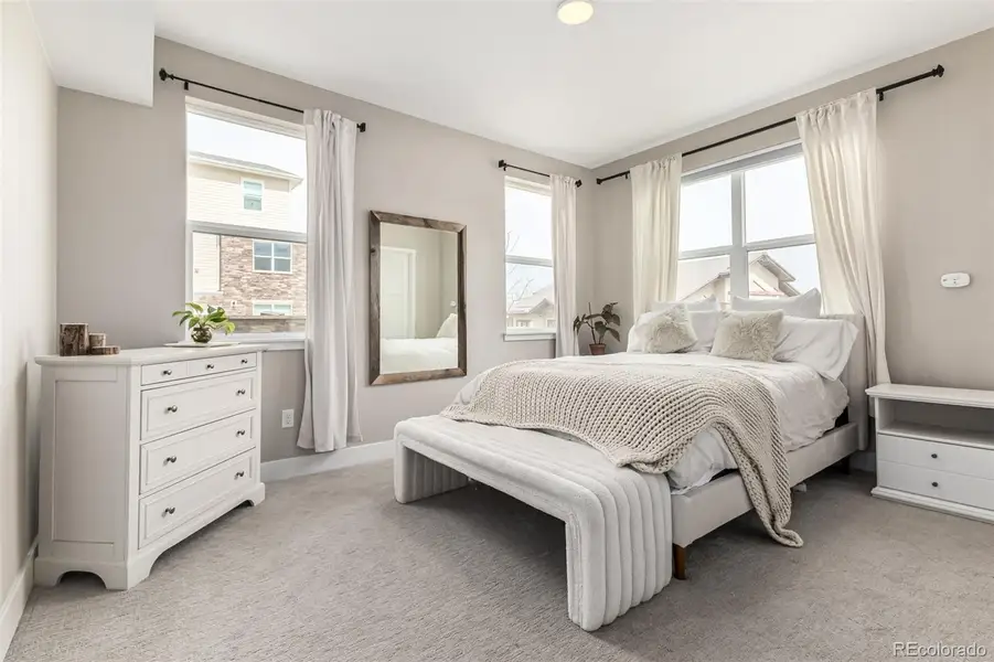 Spacious primary bedroom.