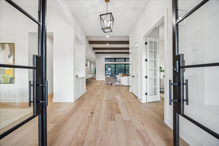 Furnished interior view inside a new home in , Horseshoe Bay (Image 28). Furnished interior view inside a new home in , Horseshoe Bay (Image 28).