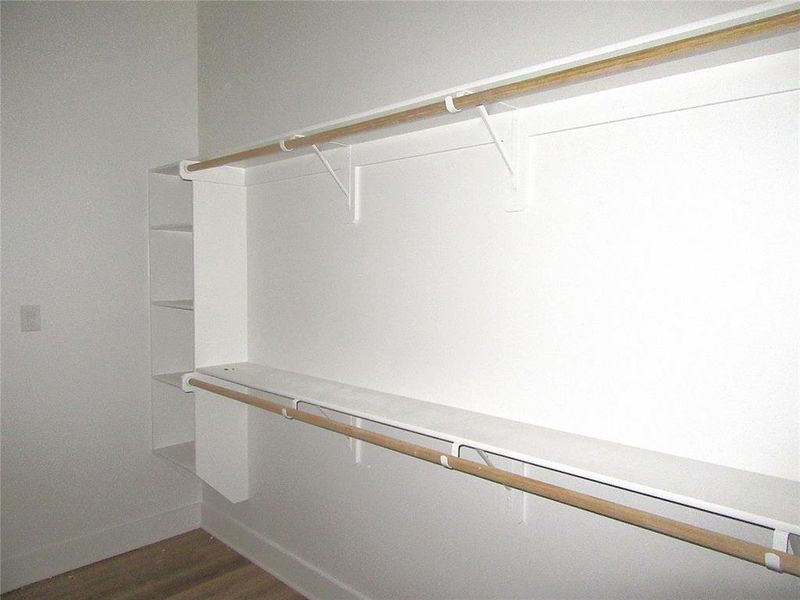 Spacious, unfurnished interior of a new home in , Crawford (Image 24).