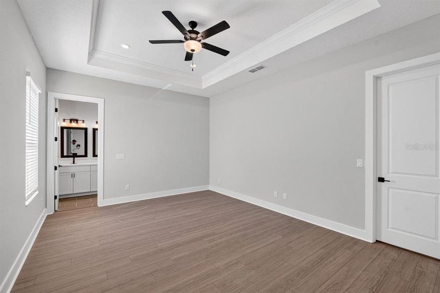 Spacious, unfurnished interior of a new home in Stables at Cary Forest, Bryceville (Image 32).