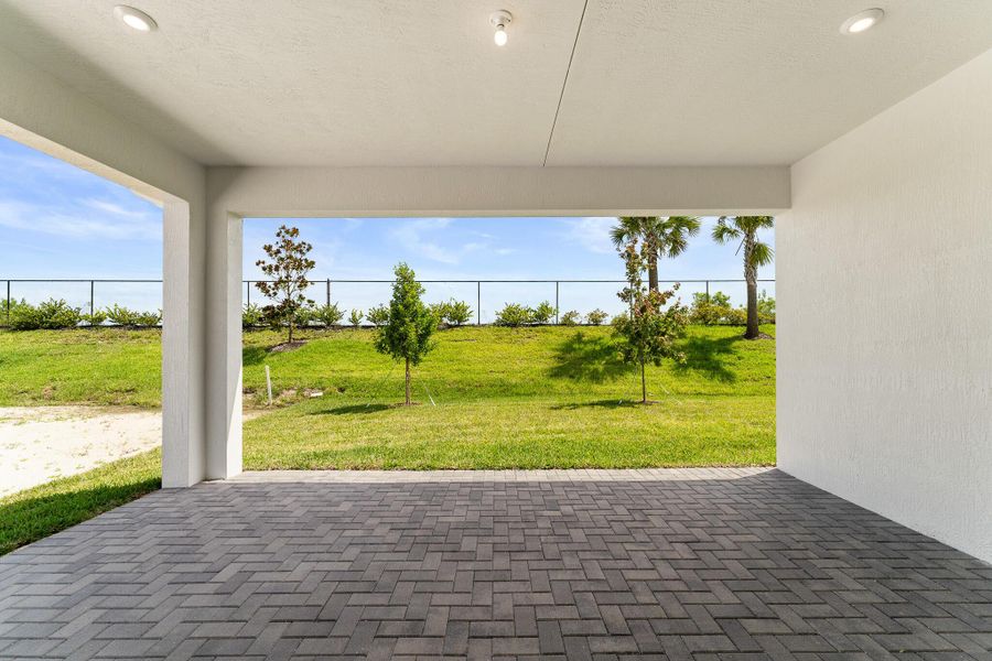 Exterior details and patio area of a home in Tradition - Telaro, Port St. Lucie (Image 2).