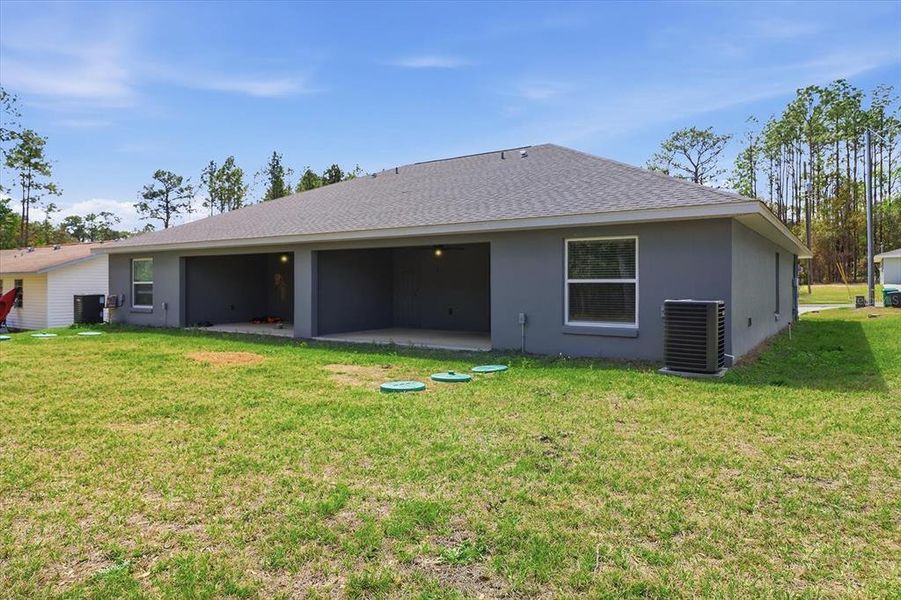 Exterior details and patio area of a home in , Citrus Springs (Image 4). Exterior details and patio area of a home in , Citrus Springs (Image 4).