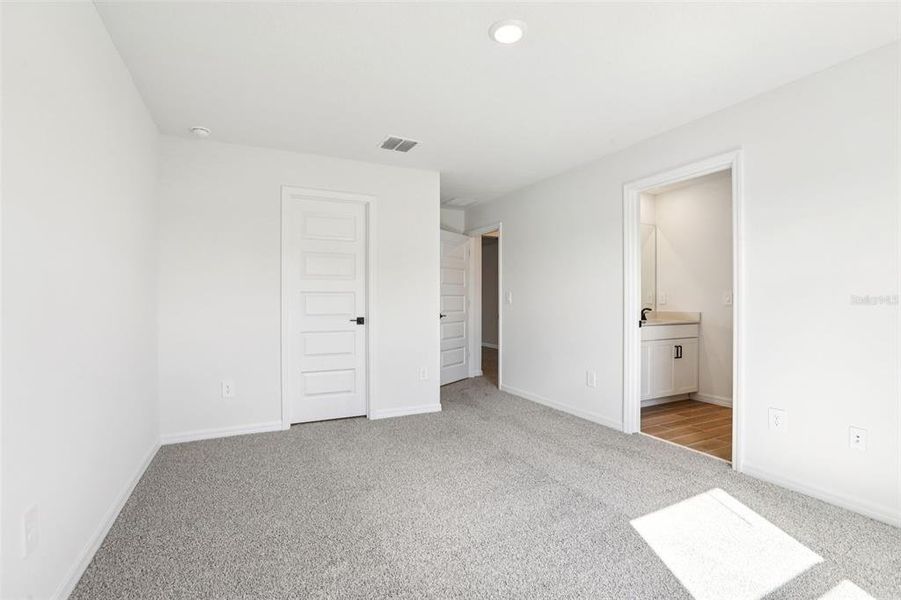 Spacious, unfurnished interior of a new home in Two Rivers - Signature Series, Zephyrhills (Image 33). Spacious, unfurnished interior of a new home in Two Rivers - Signature Series, Zephyrhills (Image 33).