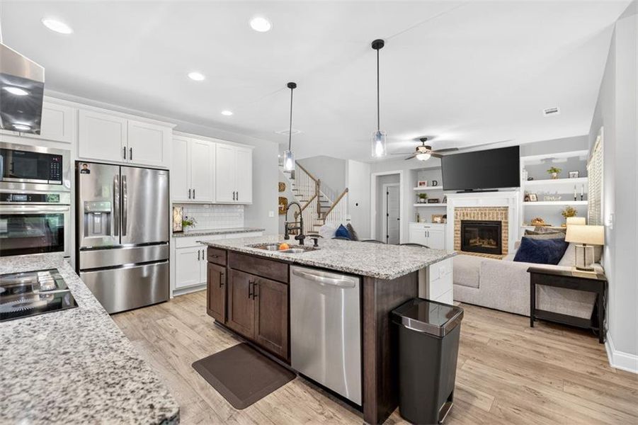 Furnished interior view inside a new home in Calgary Downs, Winder (Image 38). Furnished interior view inside a new home in Calgary Downs, Winder (Image 38).