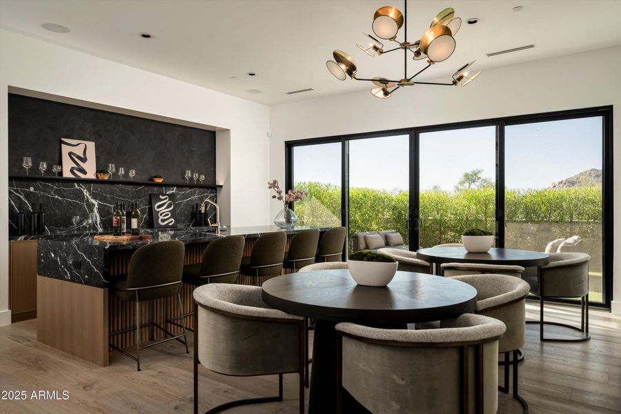 11-8386 E Leaning Rock Staged-13