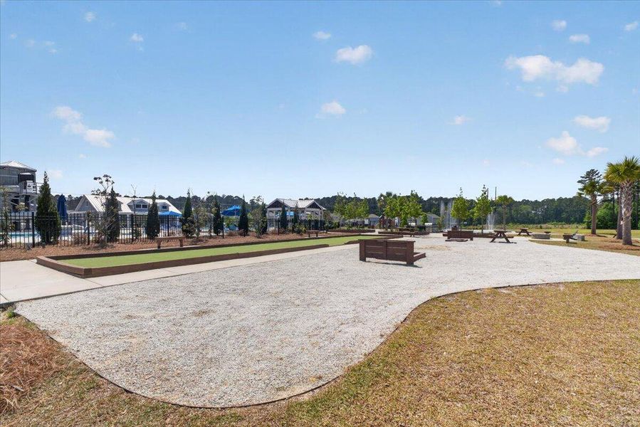 Community amenities in , Summerville (Image 46).
