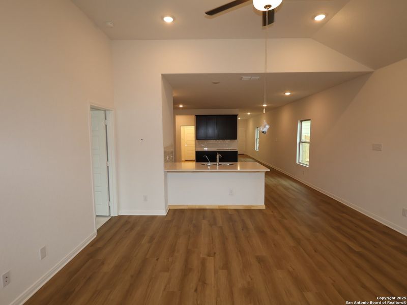 Image 36 of a home in Park Place.