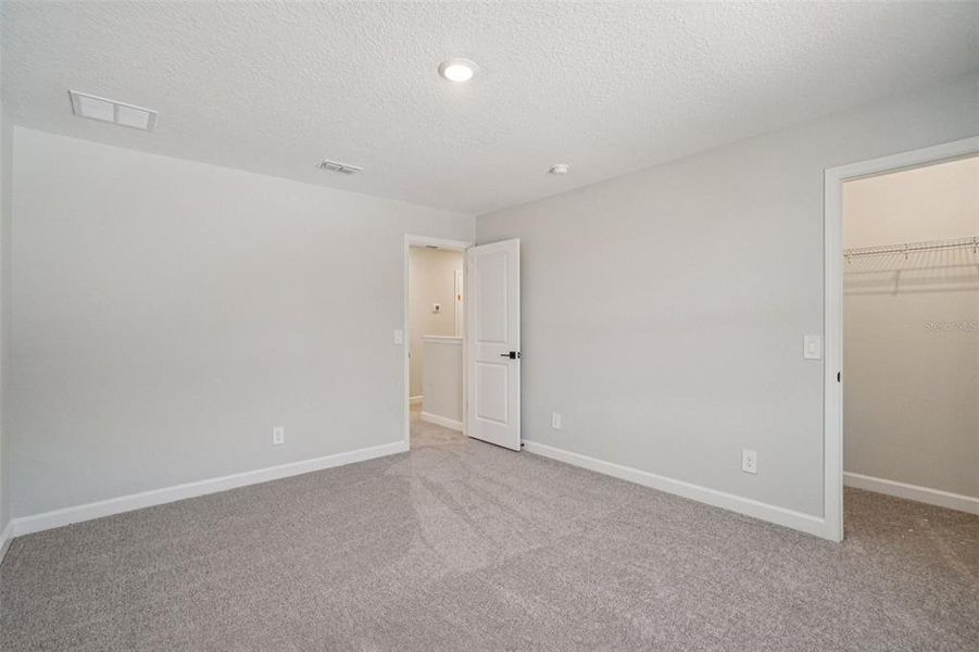 Spacious, unfurnished interior of a new home in Montague Chase, Tampa (Image 32).