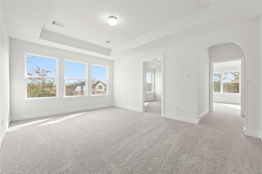 Spacious, unfurnished interior of a new home in Kresston - 40', Montgomery (Image 12).