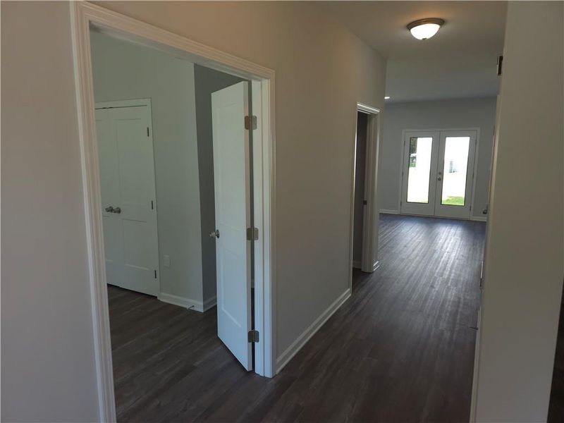 Spacious, unfurnished interior of a new home in , Temple (Image 17).