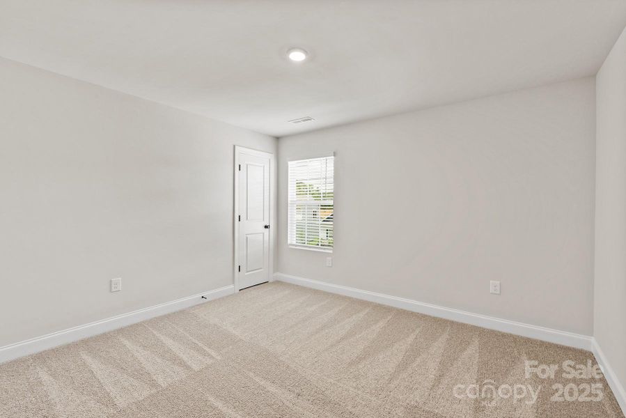Spacious, unfurnished interior of a new home in , Winston-Salem (Image 10).