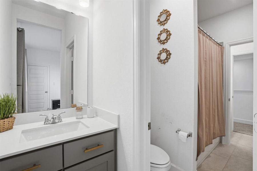 Furnished interior view inside a new home in Elyson, Katy (Image 13).