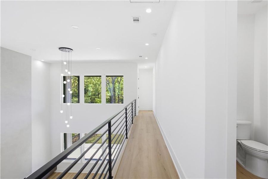 Spacious, unfurnished interior of a new home in , Duluth (Image 74).